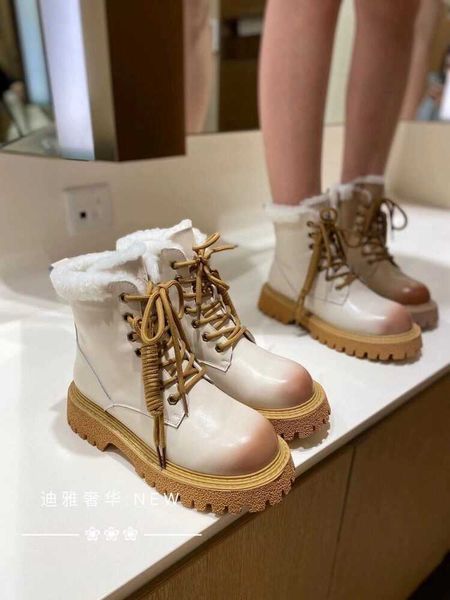 new style plus velvet shoes for women: middle heel round head square heel lace-up boots for women, Black
new style plus velvet shoes for women: middle heel round head square heel lace-up boots for women, Black