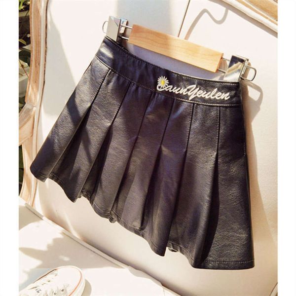 2020 winter pu leather new children's autumn drs fashionable pleated girls' short skirt foreign sle, Blue
2020 winter pu leather new children's autumn drs fashionable pleated girls' short skirt foreign sle, Blue