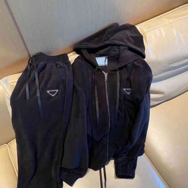 women's suit 21ss classical cardigan hoodie simple casual pant fashion tracksuit high streemt element clothing size s-l, White
women's suit 21ss classical cardigan hoodie simple casual pant fashion tracksuit high streemt element clothing size s-l, White