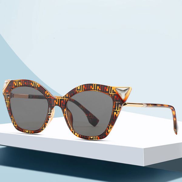new women's fashion cat's eye frame sunglasses personality trend diamond sunglasses 1920 designer aws, White;black
new women's fashion cat's eye frame sunglasses personality trend diamond sunglasses 1920 designer aws, White;black