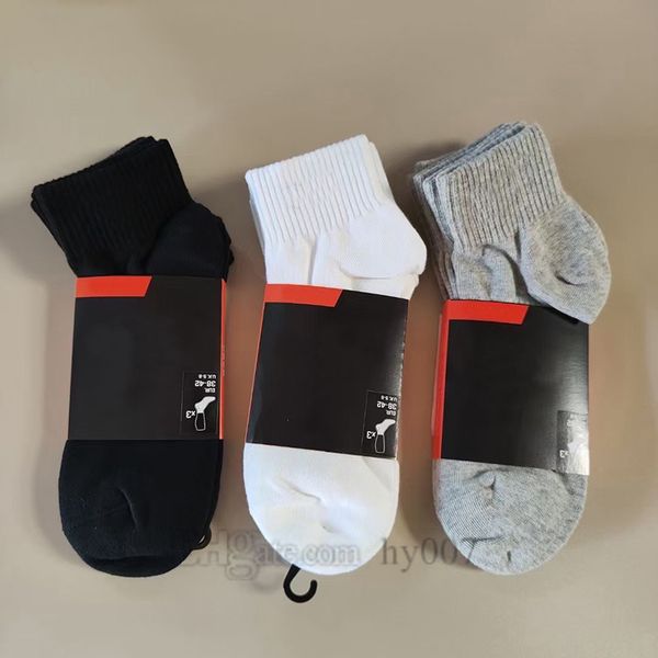 mens socks women men cotton classic ankle letter breathable black and white mixing football basketball sports sock
mens socks women men cotton classic ankle letter breathable black and white mixing football basketball sports sock
