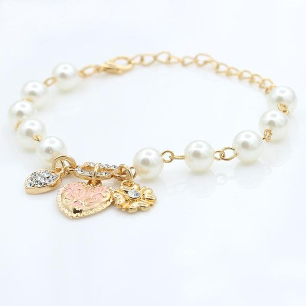 fashion peach heart flower golden bracelet korean shiny zircon letter d pearl bracelet jewelry wholesale party gift, Golden;silver
fashion peach heart flower golden bracelet korean shiny zircon letter d pearl bracelet jewelry wholesale party gift, Golden;silver