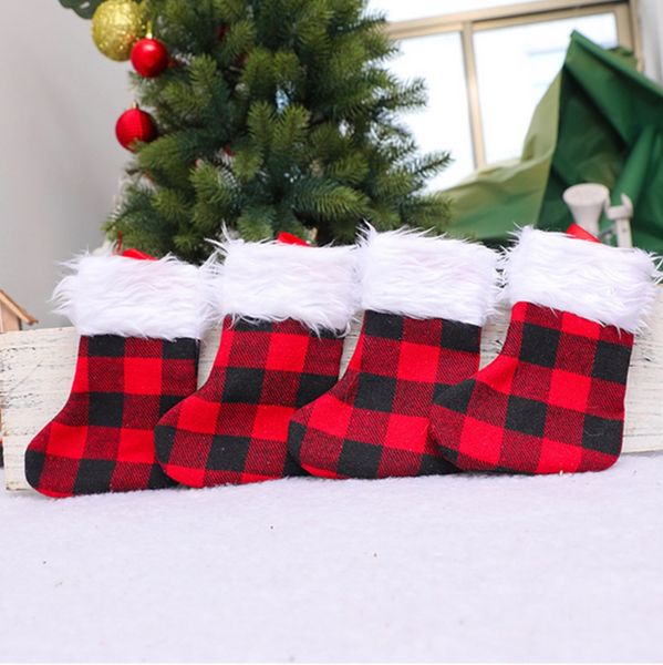 2020 christmas ornaments xmas tree stocking pendent candy gifts bag plush patchwork plaid grid long socks decorative socks bags e102103
2020 christmas ornaments xmas tree stocking pendent candy gifts bag plush patchwork plaid grid long socks decorative socks bags e102103