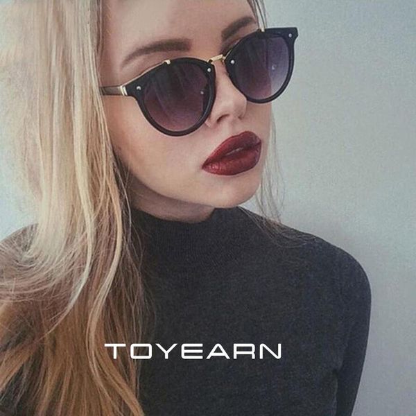sunglasses designer lady round women men vintage rivet frame mirror sun glasses for female, White;black
sunglasses designer lady round women men vintage rivet frame mirror sun glasses for female, White;black