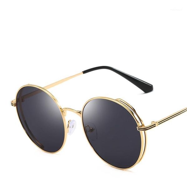 sunglasses round metal frame for men and women outdoor driving beach tourism design master elaborate sun glasses1, White;black
sunglasses round metal frame for men and women outdoor driving beach tourism design master elaborate sun glasses1, White;black