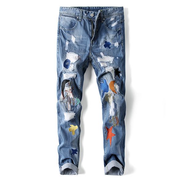 2021 new new male fashions skinny retro-blue breeches torn patches designer ripped brim pants streetwear hip men jeans 2uar
2021 new new male fashions skinny retro-blue breeches torn patches designer ripped brim pants streetwear hip men jeans 2uar