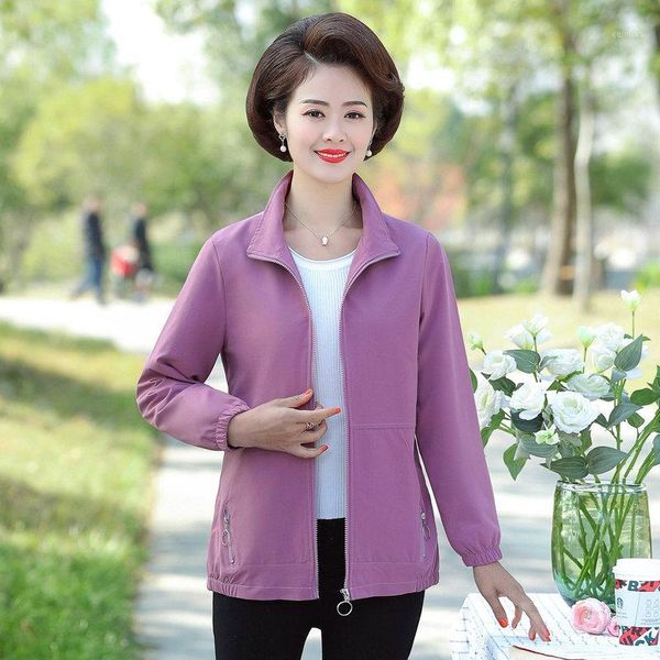 spring women casual jackets plain colour purple red pink coats female zipper front turn down collar leisure daily outwear 20201, Black;brown
spring women casual jackets plain colour purple red pink coats female zipper front turn down collar leisure daily outwear 20201, Black;brown