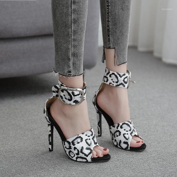 2021 woman pumps fashion female high heels women shoes pumps elegant women shoes dress party high heels for lady open toe sandal1, Black
2021 woman pumps fashion female high heels women shoes pumps elegant women shoes dress party high heels for lady open toe sandal1, Black