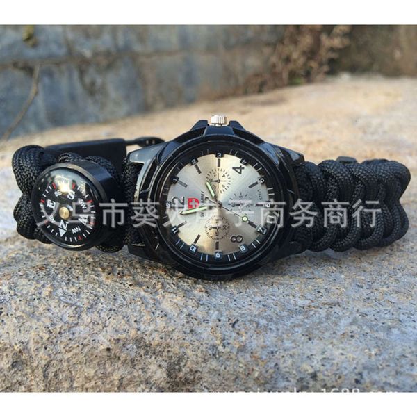 the same day, 480 pound on umbrella rope, flint small army watch bracelet, outdoor umbrella rope, White;black
the same day, 480 pound on umbrella rope, flint small army watch bracelet, outdoor umbrella rope, White;black