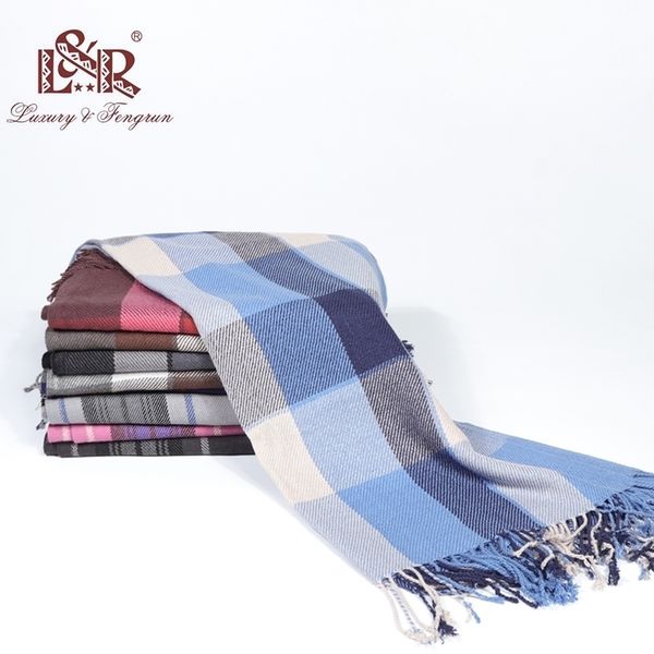 autumn winter cashmere women men scarf foulard plaid male scarves fashion casual scarfs men luxury bufandas hombre t200609, Blue;gray 
autumn winter cashmere women men scarf foulard plaid male scarves fashion casual scarfs men luxury bufandas hombre t200609, Blue;gray