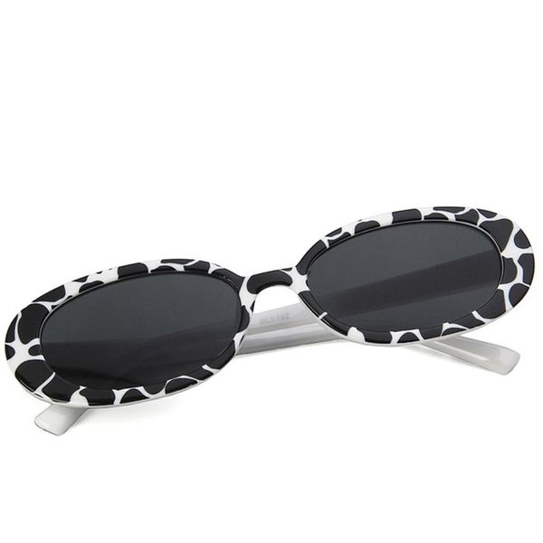 new 2020 cool cow color oval small sunglasses women trendy sun glasses ladies stripe frame vintage brand eyewear
new 2020 cool cow color oval small sunglasses women trendy sun glasses ladies stripe frame vintage brand eyewear