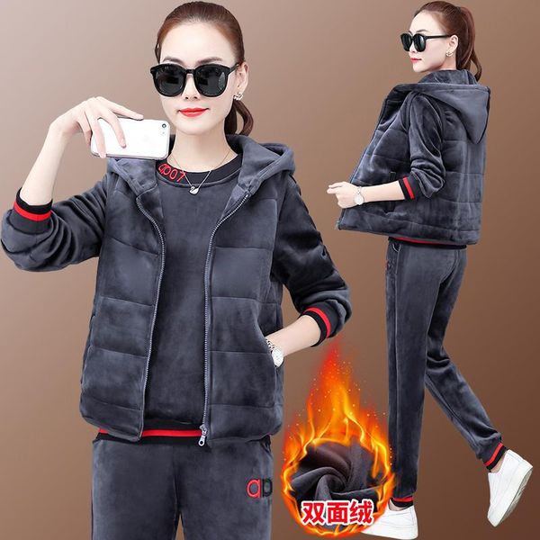 running sets 3pcs winter thick velvet women sportswear tracksuit warm hoodie jacket+shirt+pant jogging outfits leisure set sport suit, Black;blue
running sets 3pcs winter thick velvet women sportswear tracksuit warm hoodie jacket+shirt+pant jogging outfits leisure set sport suit, Black;blue