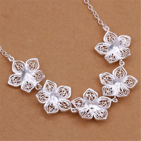 new listing sell cute women lady wedding silver color retro charm flowers necklace fashion trends jewelry gifts n336 h bbywpn
new listing sell cute women lady wedding silver color retro charm flowers necklace fashion trends jewelry gifts n336 h bbywpn