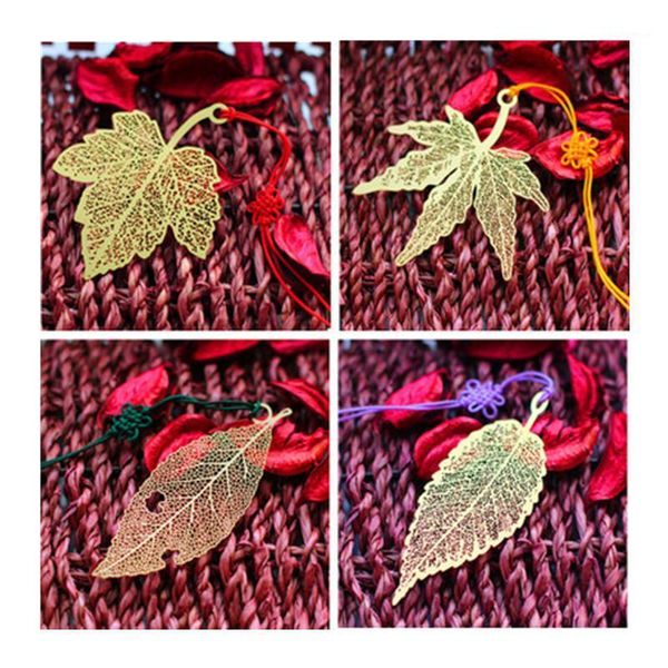 party favor wedding gifts metal bookmark leaves book markers back to school favors for guests festival souvenir1
party favor wedding gifts metal bookmark leaves book markers back to school favors for guests festival souvenir1