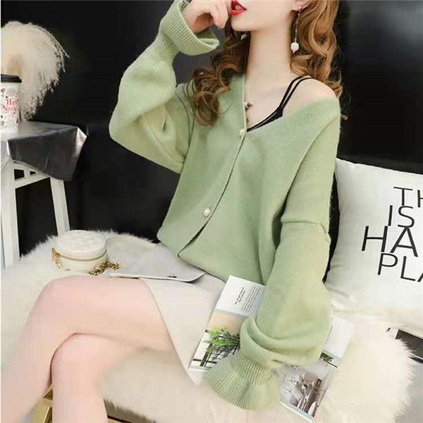 v-neck knit cardigan women very fairy petals sleeve blouse web celebrity short sweater coat early autumn new style, Black
v-neck knit cardigan women very fairy petals sleeve blouse web celebrity short sweater coat early autumn new style, Black