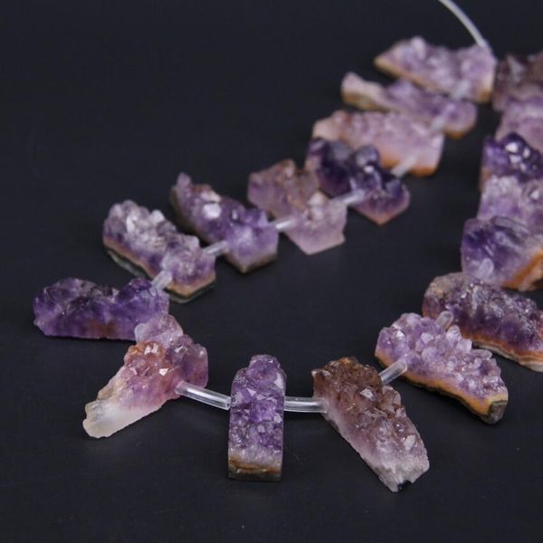 15.5"/strand natural amethysts quartz druzy geode slice nugget beads,raw roug purple crystal drusy slab pendant diy jewelry 200930, Black
15.5"/strand natural amethysts quartz druzy geode slice nugget beads,raw roug purple crystal drusy slab pendant diy jewelry 200930, Black