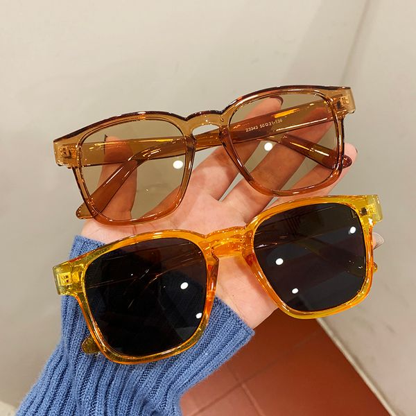 2020 new box ins women fashion candy color transparent yellow round face thin sunglasses personalized glasses, White;black
2020 new box ins women fashion candy color transparent yellow round face thin sunglasses personalized glasses, White;black