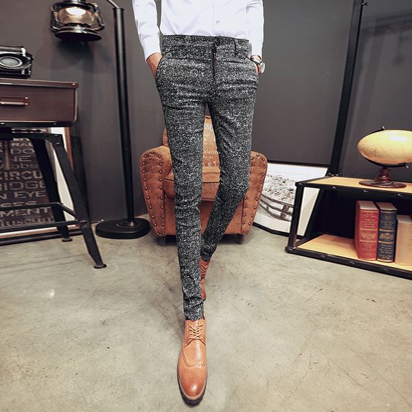 new men's casual pants korean slim stretch long pants hair stylist four seasons black and white point feet
new men's casual pants korean slim stretch long pants hair stylist four seasons black and white point feet