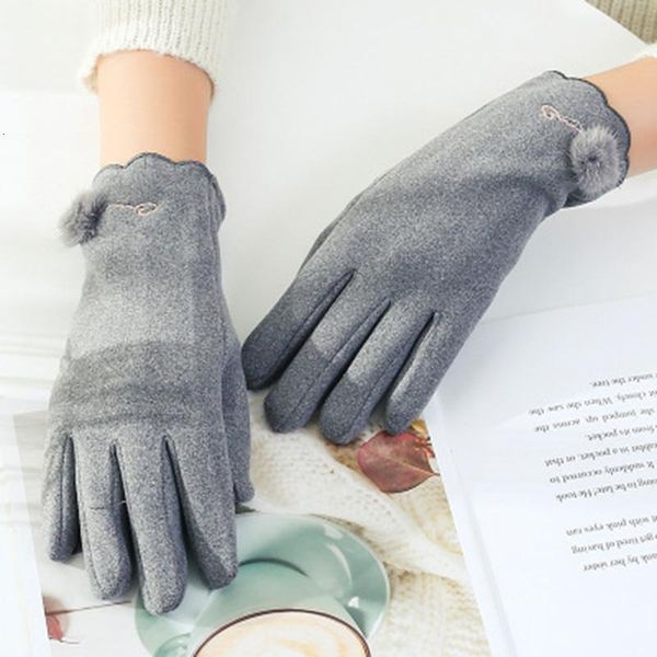cute hair ball elastic plus velvet thick touch screen warm mittens winter female faux fur embroidery driving gloves l776l, Blue;gray
cute hair ball elastic plus velvet thick touch screen warm mittens winter female faux fur embroidery driving gloves l776l, Blue;gray