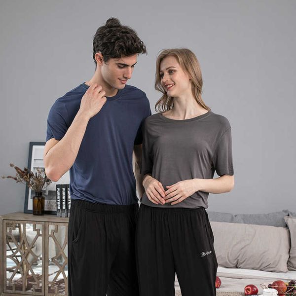 summer modal short sleeve t-shirt pajamas men and women couples wear thin casual bottomed home clothes, Black;red
summer modal short sleeve t-shirt pajamas men and women couples wear thin casual bottomed home clothes, Black;red
