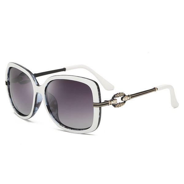 l'oreo 8096 fashion ladies progressive two color polarized new toad glasses sunglasses, White;black
l'oreo 8096 fashion ladies progressive two color polarized new toad glasses sunglasses, White;black