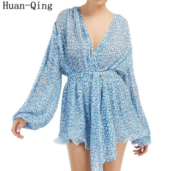 women's jumpsuits & rompers runway women chiffon lace-up print short jumpsuit summer v-neck holiday pleated playsuits long sleeve bodys, Black;white
women's jumpsuits & rompers runway women chiffon lace-up print short jumpsuit summer v-neck holiday pleated playsuits long sleeve bodys, Black;white