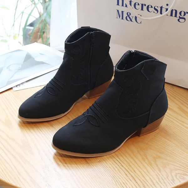 boots big size 35-43 women ankle national style embroider boot square heeled casual shoes 2021 winter botas retro mujer 8559g, Black
boots big size 35-43 women ankle national style embroider boot square heeled casual shoes 2021 winter botas retro mujer 8559g, Black