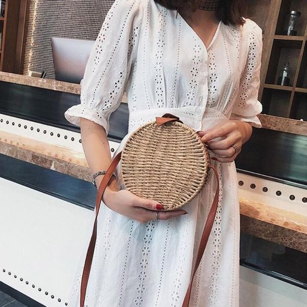 bohemia round knitting handbags women summer simple leather buckle messenger shoulder bags ladies small straw bags
bohemia round knitting handbags women summer simple leather buckle messenger shoulder bags ladies small straw bags