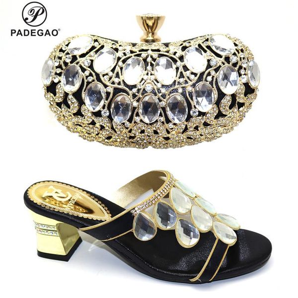 fashion new 2020 lady shoe and bag set for party italian shoes with matching bag matching black shoes and for wedding
fashion new 2020 lady shoe and bag set for party italian shoes with matching bag matching black shoes and for wedding