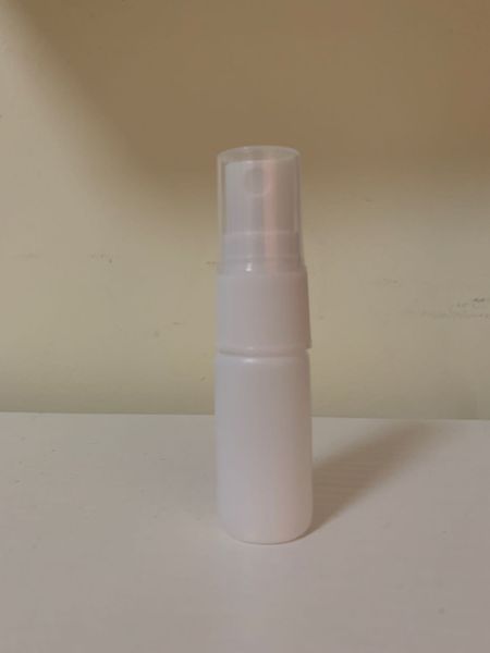 perfume atomizer 10ml pump white refillable mini fine mist spray empty bottle travel size
perfume atomizer 10ml pump white refillable mini fine mist spray empty bottle travel size