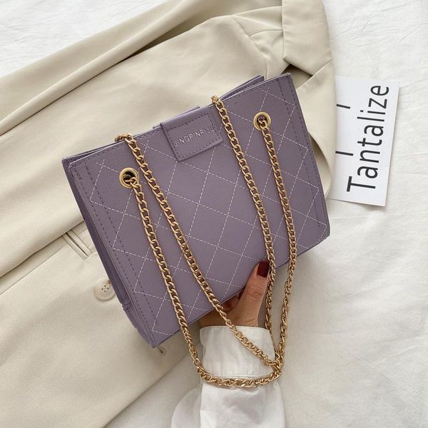 female bag 2020 summer new ins wild rhombus chain messenger bag simple small square luxury designer
female bag 2020 summer new ins wild rhombus chain messenger bag simple small square luxury designer