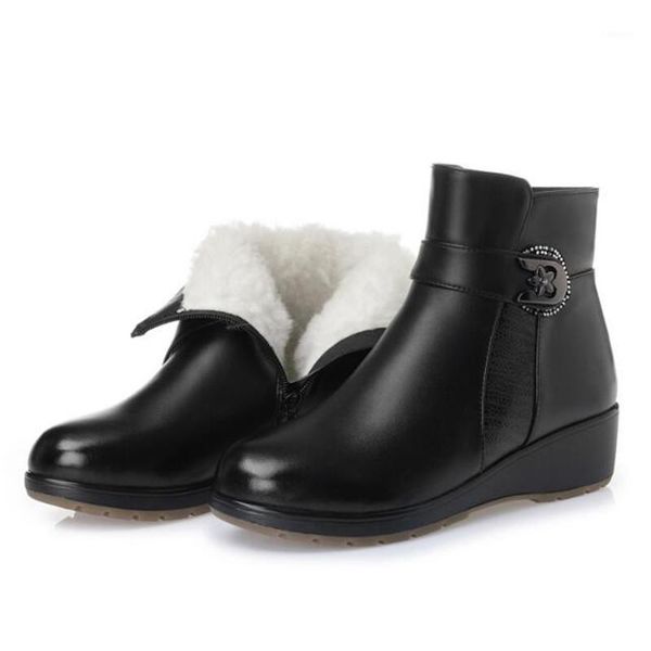 2020 new winter women shoes boots metal rhinestone genuine leather shoes boots comfortable plus velvet warm snow1, Black
2020 new winter women shoes boots metal rhinestone genuine leather shoes boots comfortable plus velvet warm snow1, Black