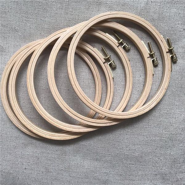 wood 15.5cm cross stitch hoops 6.1 inch wooden embroidery hoop hand stitching hoop wood framing1, Black
wood 15.5cm cross stitch hoops 6.1 inch wooden embroidery hoop hand stitching hoop wood framing1, Black