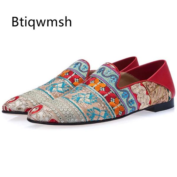 2020 handmade embroidery red leather shoes men round toe sequined flats slippers male fashion casual shoes for man wedding, Black
2020 handmade embroidery red leather shoes men round toe sequined flats slippers male fashion casual shoes for man wedding, Black