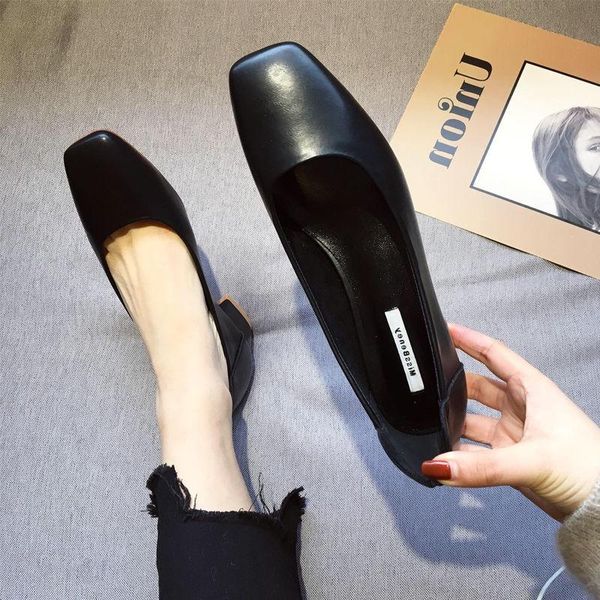 the new soft leather high heels women 2020 chun xia thick with joker professional work shoes with black shoes to work
the new soft leather high heels women 2020 chun xia thick with joker professional work shoes with black shoes to work