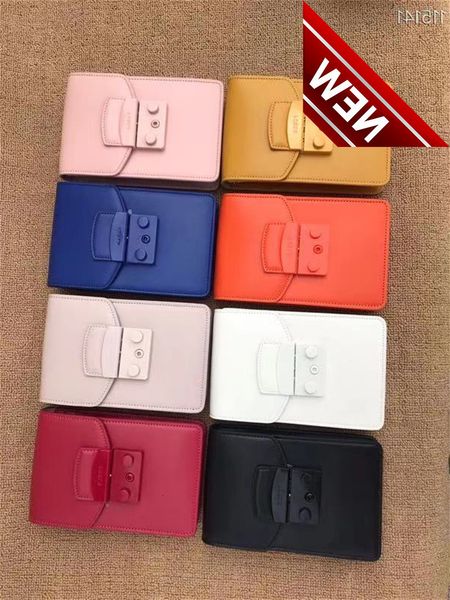 summer new women's one shoulder messenger f mini chain mobile phone hou minghao same lipstick bag zero wallet
summer new women's one shoulder messenger f mini chain mobile phone hou minghao same lipstick bag zero wallet