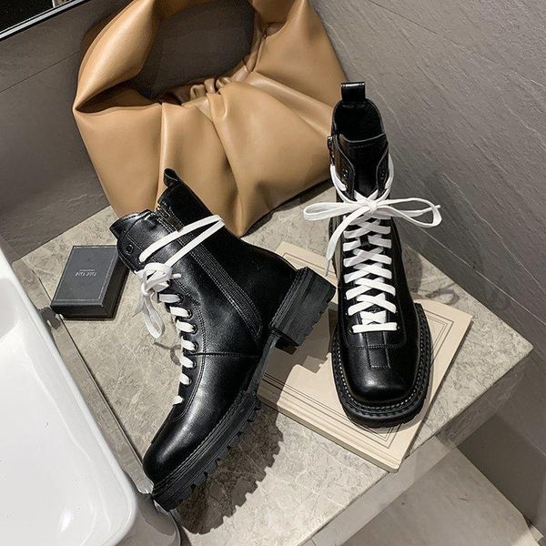 nice pu leather waterproof ankle boots for women lace up botas mujer platform shoes dropshipping winter fashion flat heels 2020, Black
nice pu leather waterproof ankle boots for women lace up botas mujer platform shoes dropshipping winter fashion flat heels 2020, Black