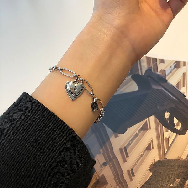 s925 sterling silver heart-shaped love relief peach heart tag bracelet bracelet nationality ethnic group women ins minority design simple an, Golden;silver 
s925 sterling silver heart-shaped love relief peach heart tag bracelet bracelet nationality ethnic group women ins minority design simple an, Golden;silver