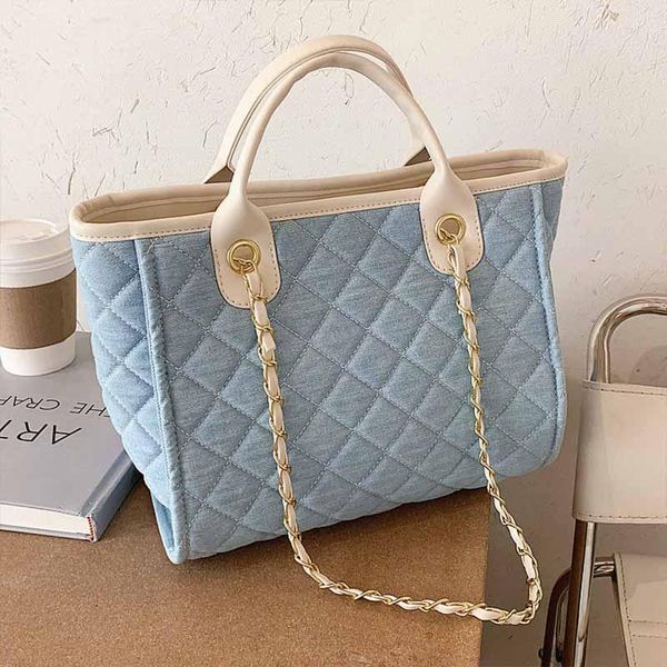 ladies big size diamond lattice handbags brand shopping travel tote bag women designer chain thread large capacity messenger bag
ladies big size diamond lattice handbags brand shopping travel tote bag women designer chain thread large capacity messenger bag