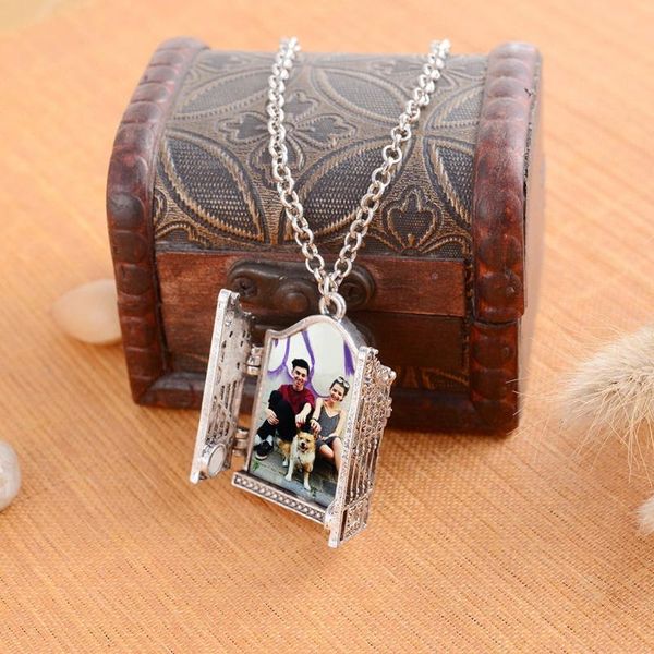 2020 new gothic three-dimensional picture frame box necklace popular vintage necklace fashion jewelry practical gift for women, Silver
2020 new gothic three-dimensional picture frame box necklace popular vintage necklace fashion jewelry practical gift for women, Silver