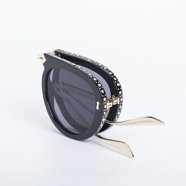 sunglasses 2021 shades men womens luxury big metal frames diamond oversized whole, White;black
sunglasses 2021 shades men womens luxury big metal frames diamond oversized whole, White;black