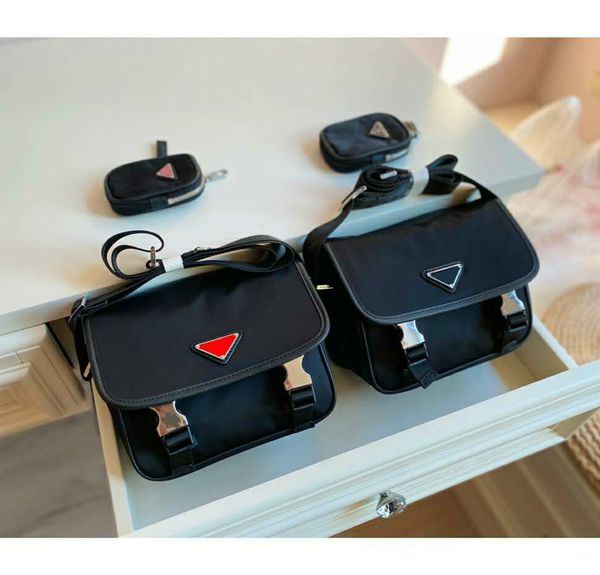 новые мужские crossbody портфели сумки плеча черный конверт сумка классический стиль бизнес с мини-мешок изменения pd20100509
новые мужские crossbody портфели сумки плеча черный конверт сумка классический стиль бизнес с мини-мешок изменения pd20100509