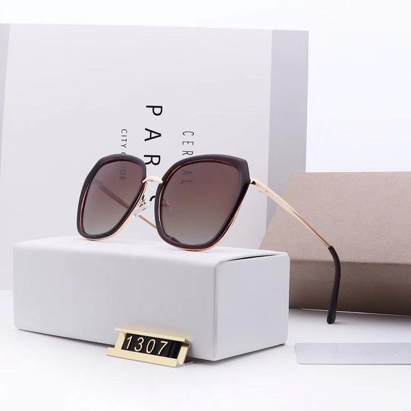 new fashion classic sunglasses for ladies, brand designer limited edition men's glasses, White;black
new fashion classic sunglasses for ladies, brand designer limited edition men's glasses, White;black