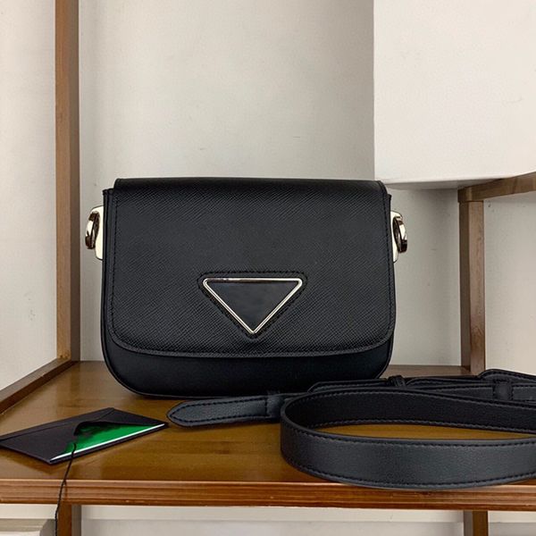 shoulder bags metal lettering logo designer leather and calfskin handbags ladies gold-plated accessories
shoulder bags metal lettering logo designer leather and calfskin handbags ladies gold-plated accessories