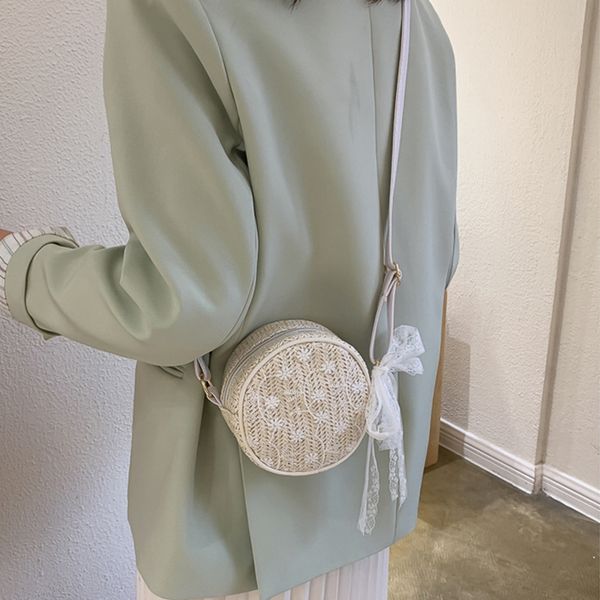 2020 round fashion shoulder bags for women rattan mini woven bags beach straw bag messenger drawstring crossbody bag ladies new c1019
2020 round fashion shoulder bags for women rattan mini woven bags beach straw bag messenger drawstring crossbody bag ladies new c1019