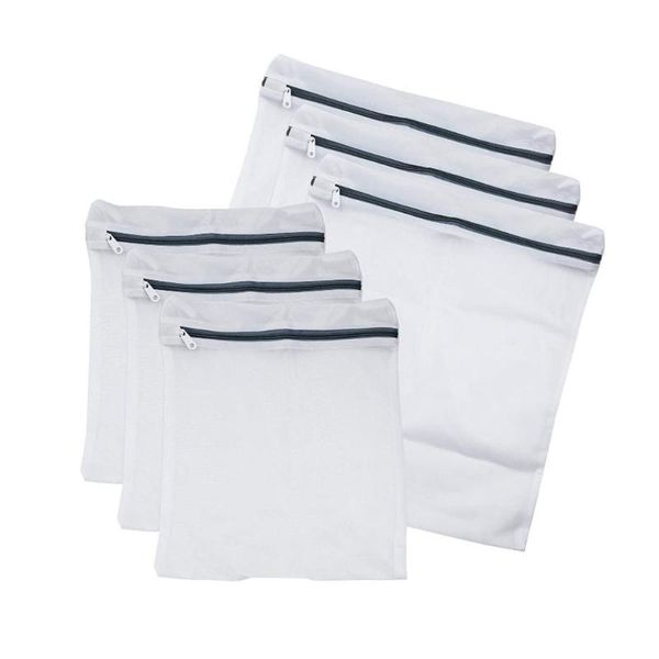 set of 6 mesh laundry bags with -3 large & 3 medium for laundry,blouse, hosiery, stocking, underwear, bra and lingerie
set of 6 mesh laundry bags with -3 large & 3 medium for laundry,blouse, hosiery, stocking, underwear, bra and lingerie