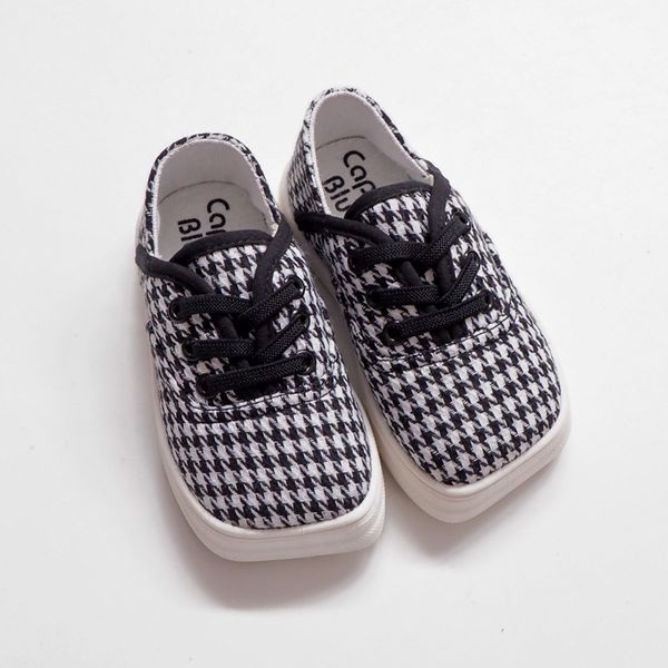 2020 spring and autumn new one foot pedal shoes, Korean version casual canvas shoes soft children' shoes lazy children' shoes, Black;grey
2020 spring and autumn new one foot pedal shoes, Korean version casual canvas shoes soft children' shoes lazy children' shoes, Black;grey
