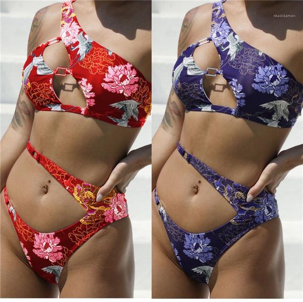 womens designer bkini swimsuit fashion casual women clothes 2021 spring bikinis swimwear hollow out floral printed, White;black
womens designer bkini swimsuit fashion casual women clothes 2021 spring bikinis swimwear hollow out floral printed, White;black