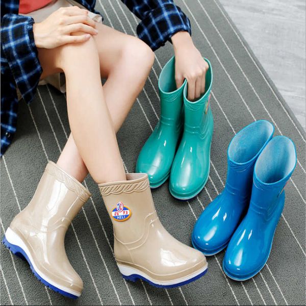 rain short tube rain boots fashion waterproof women's non slip low thickened cotton rubber overshoes, Black
rain short tube rain boots fashion waterproof women's non slip low thickened cotton rubber overshoes, Black