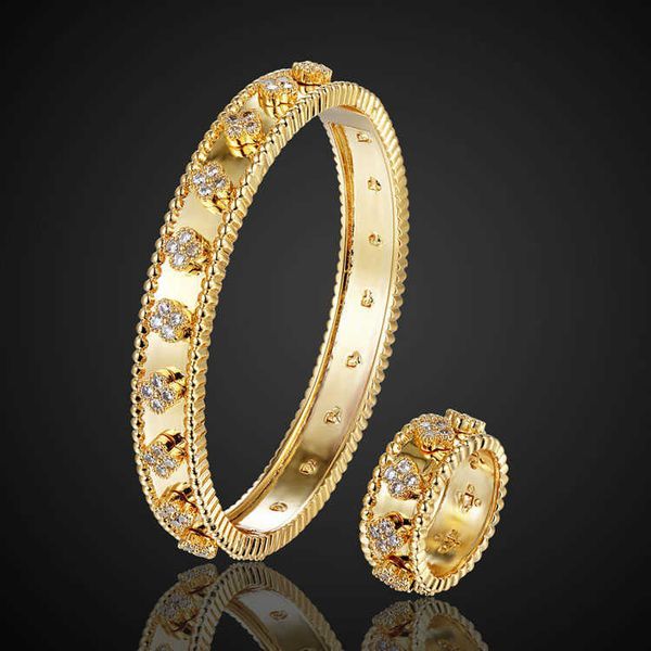 alloy leather bracelets silver plated bead cross jewelery link bracelets wholesalers hand chain jewelry, Golden;silver
alloy leather bracelets silver plated bead cross jewelery link bracelets wholesalers hand chain jewelry, Golden;silver